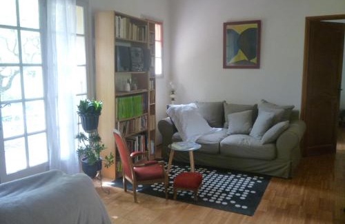 Vaugines Bed & Breakfast | Experience Oceanfront Bliss at Le Paradis, Rated 9.3/10