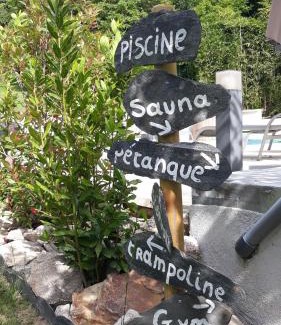Correze Bed & Breakfast | Oceanfront Escape at Le Parc des 4 Saisons - Rated 8.7/10