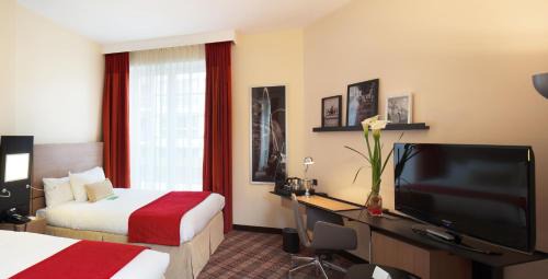 Boulogne-Billancourt Hotel | Discover Le Parchamp: Pet-Friendly Hotel in Boulogne