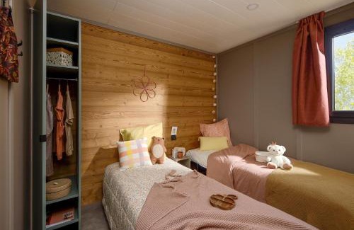 Aston Resort | Charming Le Pas de L'Ours: Pet-Friendly & Family Ready