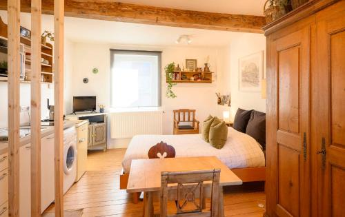 Eckbolsheim Apartment | Family-Friendly Hotel Near Tram & 15 Min to Strasbourg