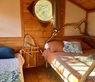 Vedene Bed & Breakfast | Experience Le Pavillon Vert B&B with Oceanfront Amenities