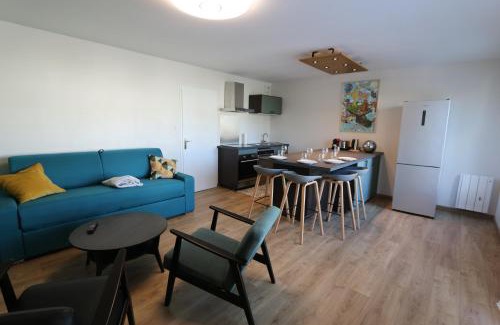 Talensac-Pont Morand Apartment | Family-Friendly Stay at Le Perroquet - Vue Erdre