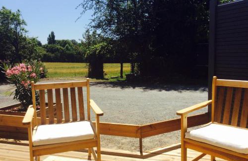 Les Herbiers House | Cozy Le petit Alpaga: Pet & Child-Friendly Retreat