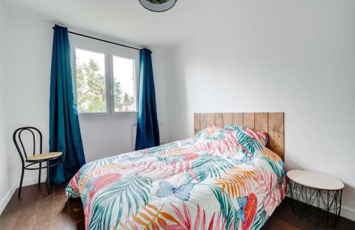Quartier Beauregard-Boufflers-Buthegnemont-Boudonville Apartment | Welcoming Le Petit Calypso: Family-Friendly Getaway