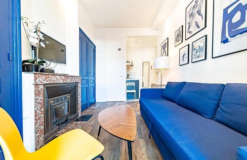 Perrache Apartment | Charming Le Petit Charlemagne Studio - Family Friendly Stay
