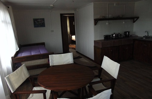 Chillan House | Relax at Le Petit Chez les Oies with Spa and Breakfast