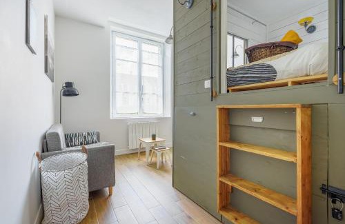 Le Meux Apartment | Pet-Friendly Retreat: Le Petit Cocon, Rated 9.2/10!
