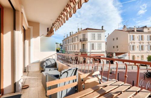 California - Pezou Apartment | Le Petit Fleury – Balcony, Calm in Cannes