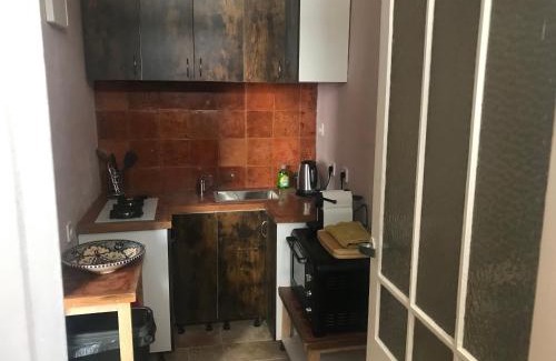 Coursan Apartment | Budget-Friendly Stay at le Petit - Guest Rated 7.4/10