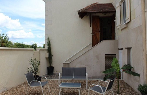 Noyers-sur-Cher House | Discover Le Petit Nid de Beauval in Downtown Saint Aignan