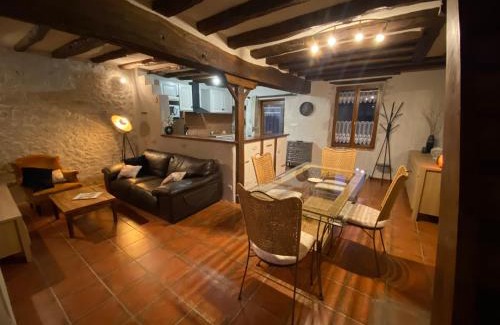 Josnes House | Cozy Farm Retreat with Pool and Family-Friendly Vibes