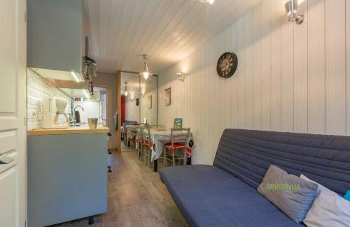 Murol House | Budget-Friendly Getaway at Le Petit Lutess - 8/10 Rating