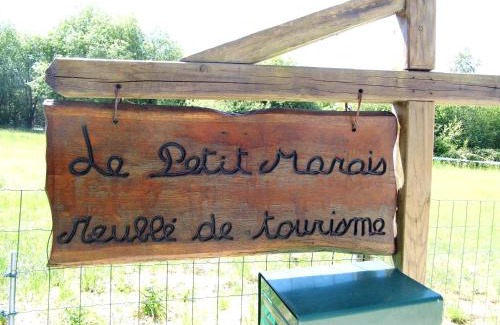 Nouan-le-Fuzelier Ski Chalet | Pet-Friendly Retreat: Explore Le Petit Marais n° 2