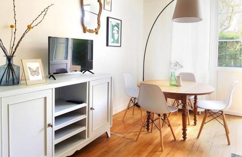 Les Andelys Apartment | Family-Friendly Escape at Le Petit Nicolas Hotel