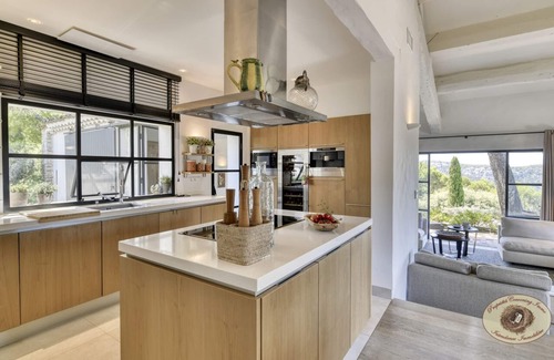 Le Beausset Villa | Experience Le Petit Paradis Amidst Olive Groves and Ocean Views