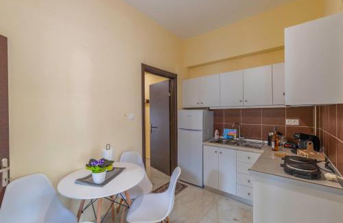 Panagia Apartment | Discover Family-Friendly Comfort at Le Petit Paris