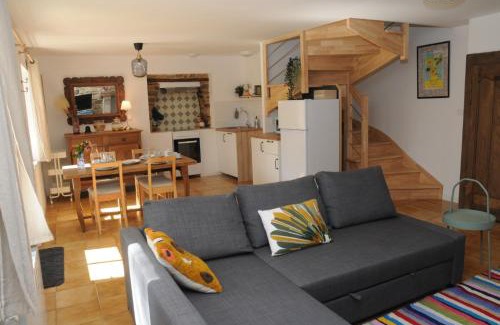 Lanrodec House | Charming Stay at Le Petit Quinquis: Pet & Child-Friendly Retreat