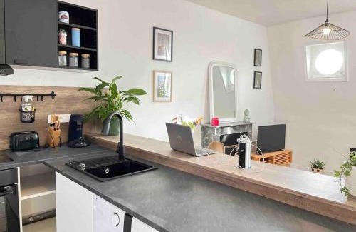 Vendome Apartment | Pet-Friendly Retreat at Le Petit Rochambeau - Rated 8.6/10