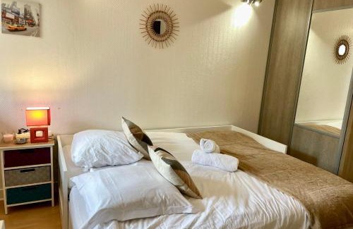 Charlier - Valvert Apartment | Budget-Friendly Stay at Le Petit Urbain - Studette Ecully
