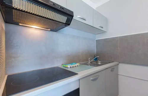 Trois-Bassins Apartment | Beachfront Escape at Le Pétrel Blanc - 10/10 Guest Rated