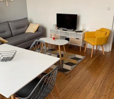 Mers-les-Bains Apartment | Explore Family-Friendly Comfort at Le Phare de Cati
