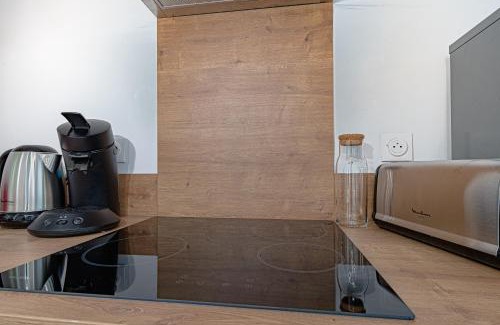 Limoges Apartment | Discover Le pied à terre d'ernest: Rated 8.5/10 & Family-Friendly