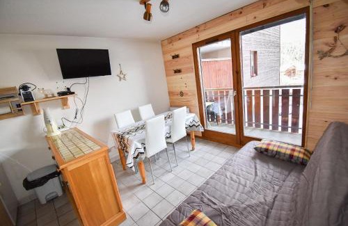 Saint-Jean-dʼAulps Apartment | Cozy Studio at Le Pied des Pistes with Valley Views