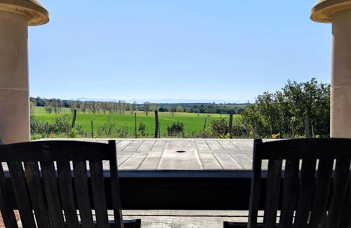 Revel House | Experience Comfort at Le Pigeonnier d Olivier - Guest Rated 9/10