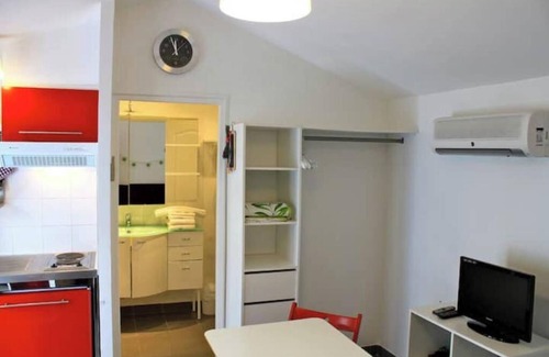 Est Apartment | Le Pin aux Lierres