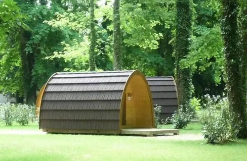 Bar-sur-Aube House | Cozy Retreat at The Village of Champagne - Pod 1 for Two
