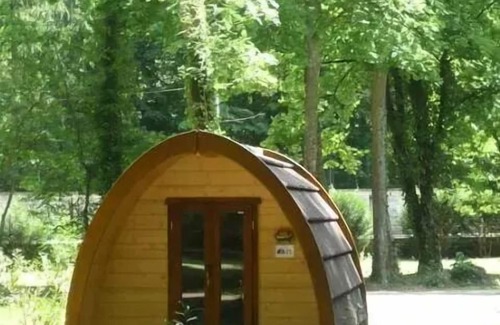 Bar-sur-Aube House | Cozy Retreat at The Village of Champagne - Pod 1 for Two