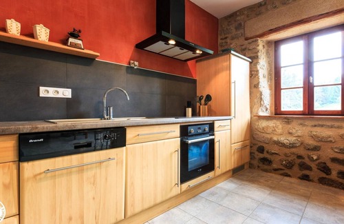 Sauvessanges House | Relaxing Retreat at Le Pont de Chaumat - Sauvessanges