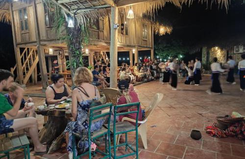 Lac Son Hotel | Discover Le Pont Mu Waterfall Homestay: Pet Friendly Retreat
