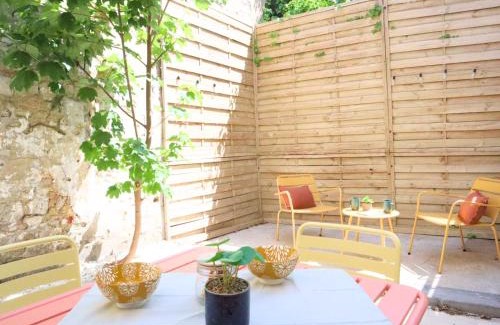 Saint-Omer Apartment | Le Pop'Apart- terrasse privative en plein coeur de Saint-Omer
