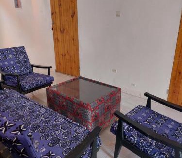 St. Louis House | Pet-Friendly Getaway at Le Poulagou with Breakfast Included