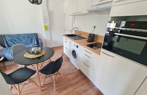 Lorient Apartment | Escape to Le Poulorio 4 - T2 Near Gare with Spa & Kitchen