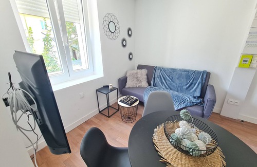 Lorient Apartment | Escape to Le Poulorio 4 - T2 Near Gare with Spa & Kitchen
