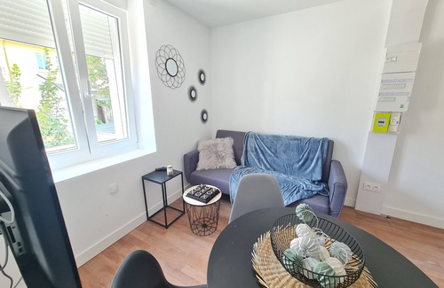 Lorient Apartment | Escape to Le Poulorio 4 - T2 Near Gare with Spa & Kitchen