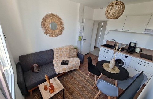 Lorient Apartment | Cozy Le Poulorio 7 - T2 Near the Train Station