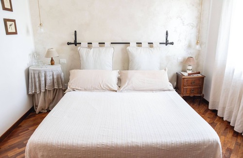 Viterbo Bed & Breakfast | Exceptional Le Pozze Terme B&B with Hot Tub & Breakfast