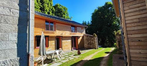 Tence House | Exceptional Oceanfront Retreat at Le Pré de Maulène