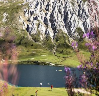 Val Claret Apartment | Family-Friendly Stay at Résidence Le Pramecou - Top Rated!