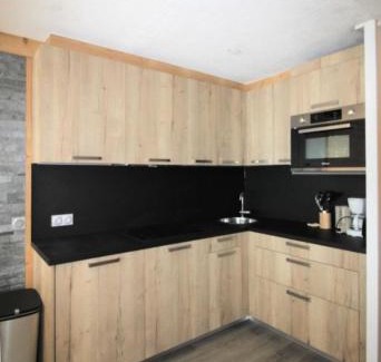 Val Claret Apartment | Family-Friendly Stay at Résidence Le Pramecou - Top Rated!