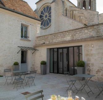 Thiveral-Grignon House | Le Presbytère de Thiverval