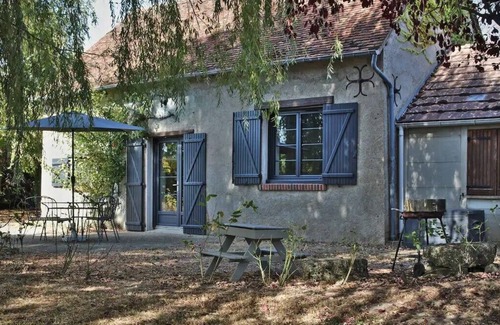 Cheverny House | Discover Le Pressoir de Cheverny: Golf & Family-Friendly Stay