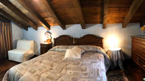 Piedilago Apartment | Discover Le Primule: Pet and Child-Friendly Retreat