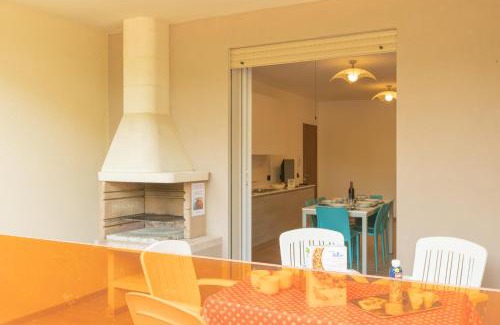Rosolina Mare House | Beachfront Bliss at Le Primule with Ocean Views