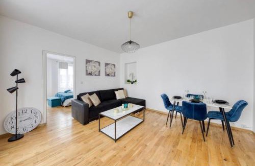 Louis Bertrand-Mirabeau-Semard Apartment | Le proche de Paris