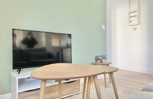 Quimper Apartment | Comfortable LE PTIT VERT - Pet Friendly & Wifi Included
